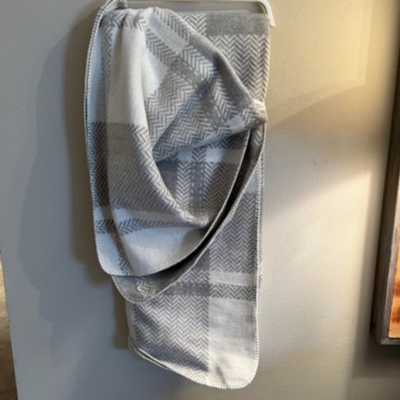 The Cotton Edition White and Grey Mini-Chevron and Plaid Throw - Picture 7 of 9